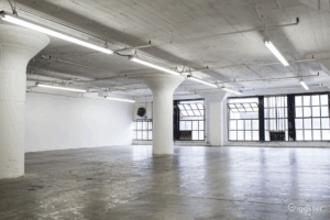 rent a warehouse for a day